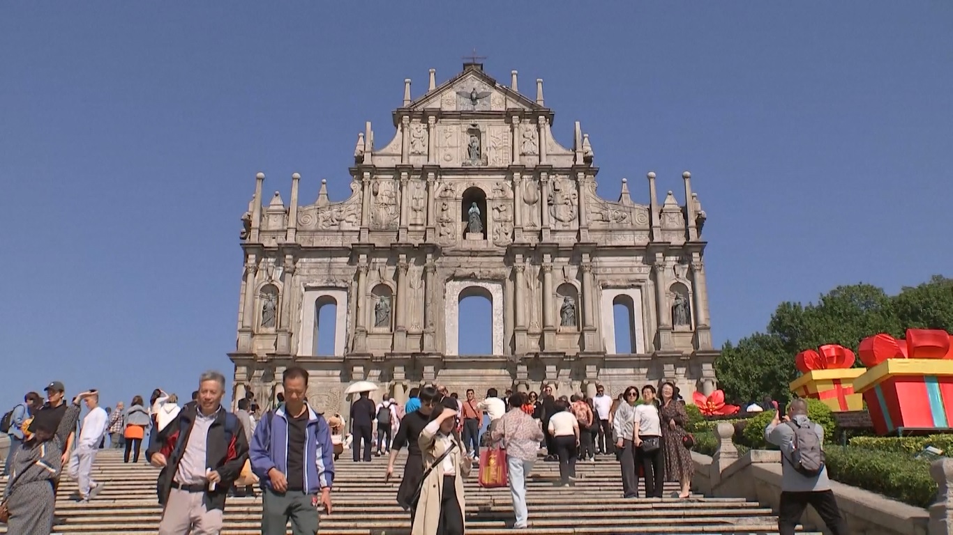 Jumlah wisatawan yang datang mencapai 32