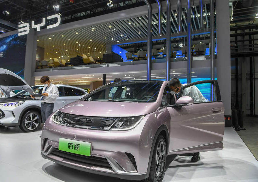 Kapasitas terpasang baterai listrik Tiongkok mencatatkan pertumbuhan pesat pada September di tengah ledakan pasar kendaraan energi baru (new energy vehicle atau NEV) di negara itu