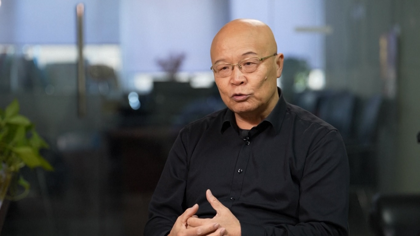 Adaptasi timbal balik antara film dan serial TV telah terbukti sebagai pendekatan yang efektif