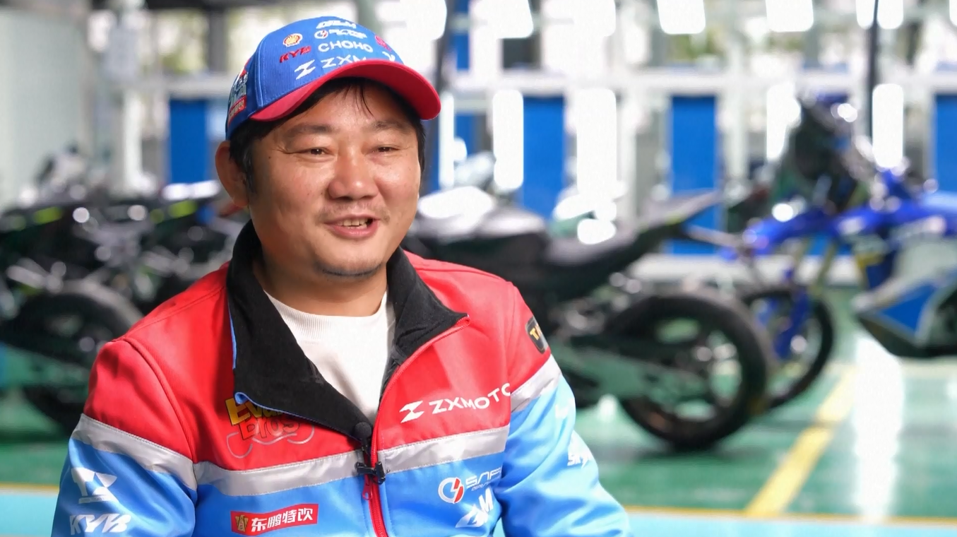 Merek Sepeda Motor Tiongkok 'ZXMOTO' Raih Kemenangan Ganda Bersejarah di Kejuaraan Dunia Superbike