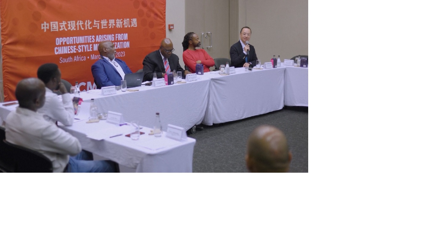 Dipandu oleh China Media Group (CMG) cabang Afrika