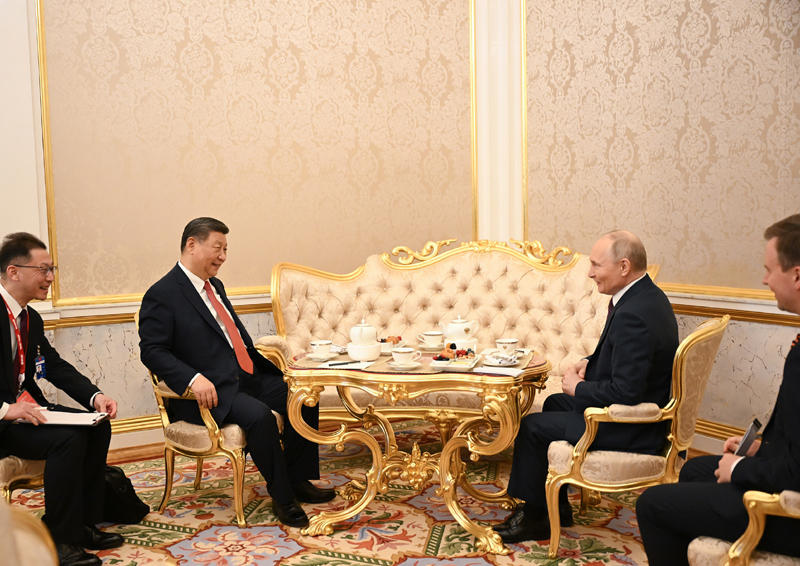 Terkait penyelesaian politik krisis Ukraina Putin sangat memuji posisi Tiongkok yang objektif dan tidak memihak