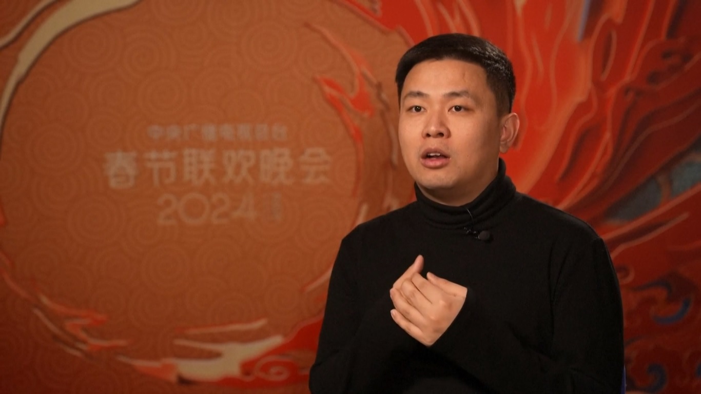 Pertunjukan pertukaran budaya itu berhasil membawa para hadirin melintasi waktu dan berkontribusi pada perayaan ulang tahun ke-60 berdirinya hubungan diplomatik Tiongkok-Prancis tahun ini