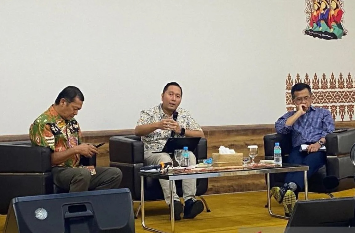 Bergabungnya Indonesia dalam BRICS diharapkan lebih banyak membawa keuntungan atau dampak positif apalagi Indonesia belum memiliki perjanjian perdagangan bebas (FTA) dengan Brasil