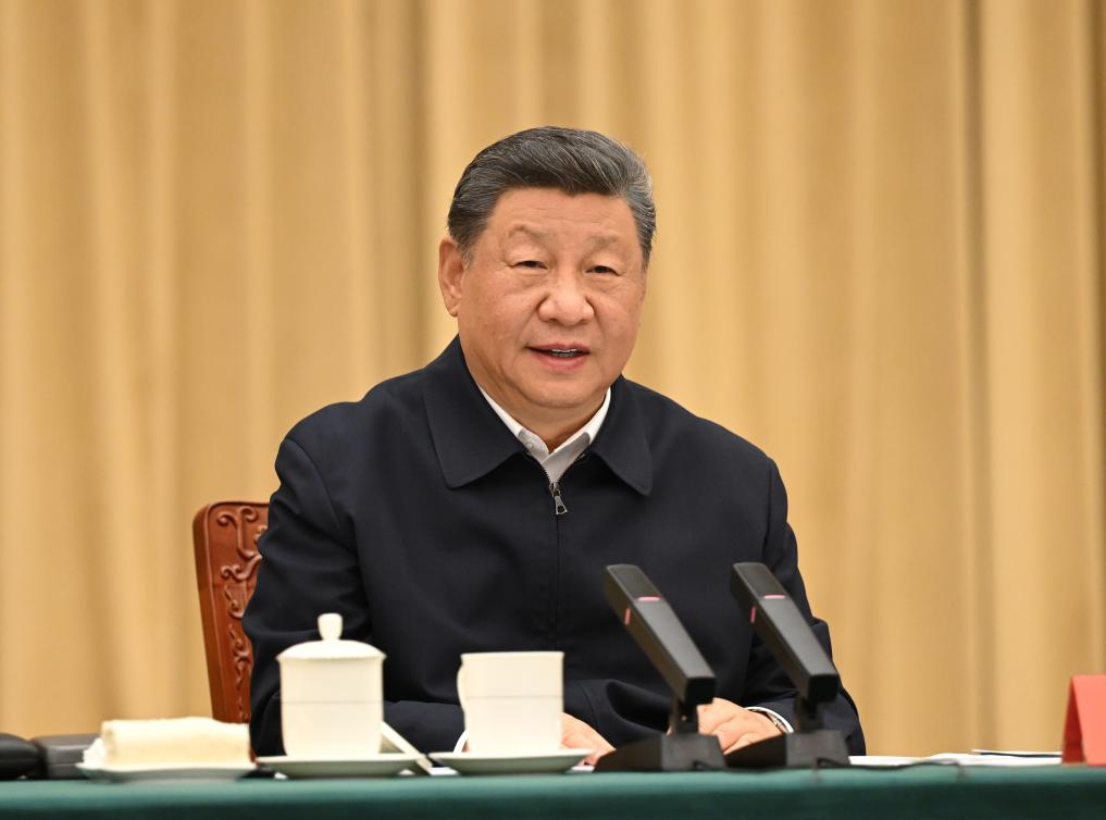 Xi Jinping: Laksanakan Strategi PKT tentang Tata Kelola Xinjiang di Era Baru secara Komprehensif, Akurat dan Menyeluruh