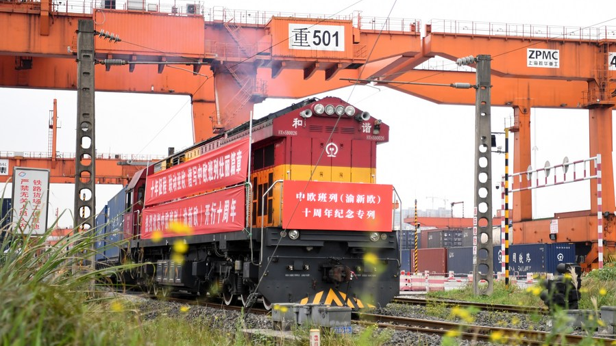 Layanan kereta barang Tiongkok-Eropa yang mulai beroperasi pada tahun 2011