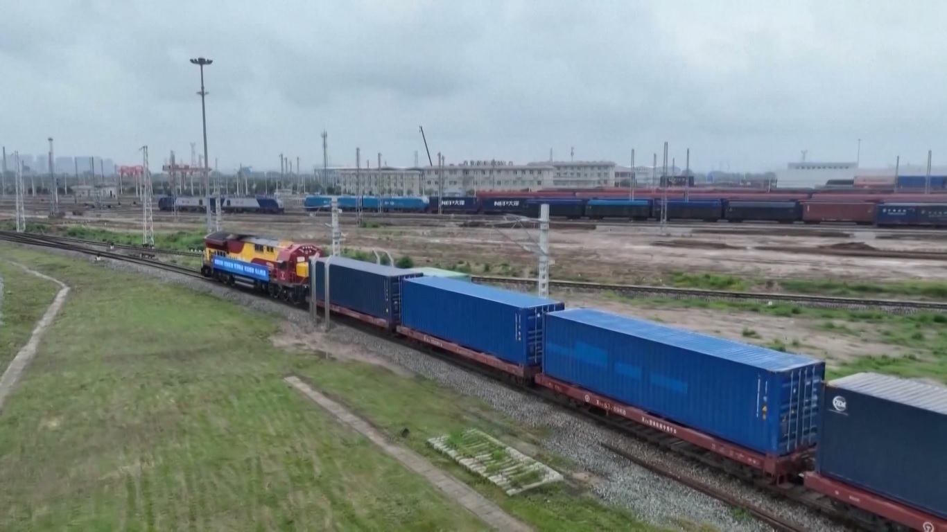 Data menunjukkan bahwa pada paruh pertama tahun ini