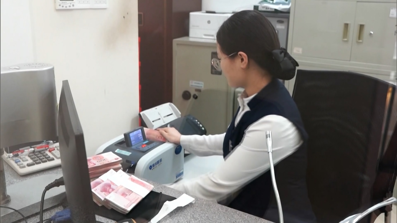 Penerbitan tersebut meliputi obligasi dua tahun