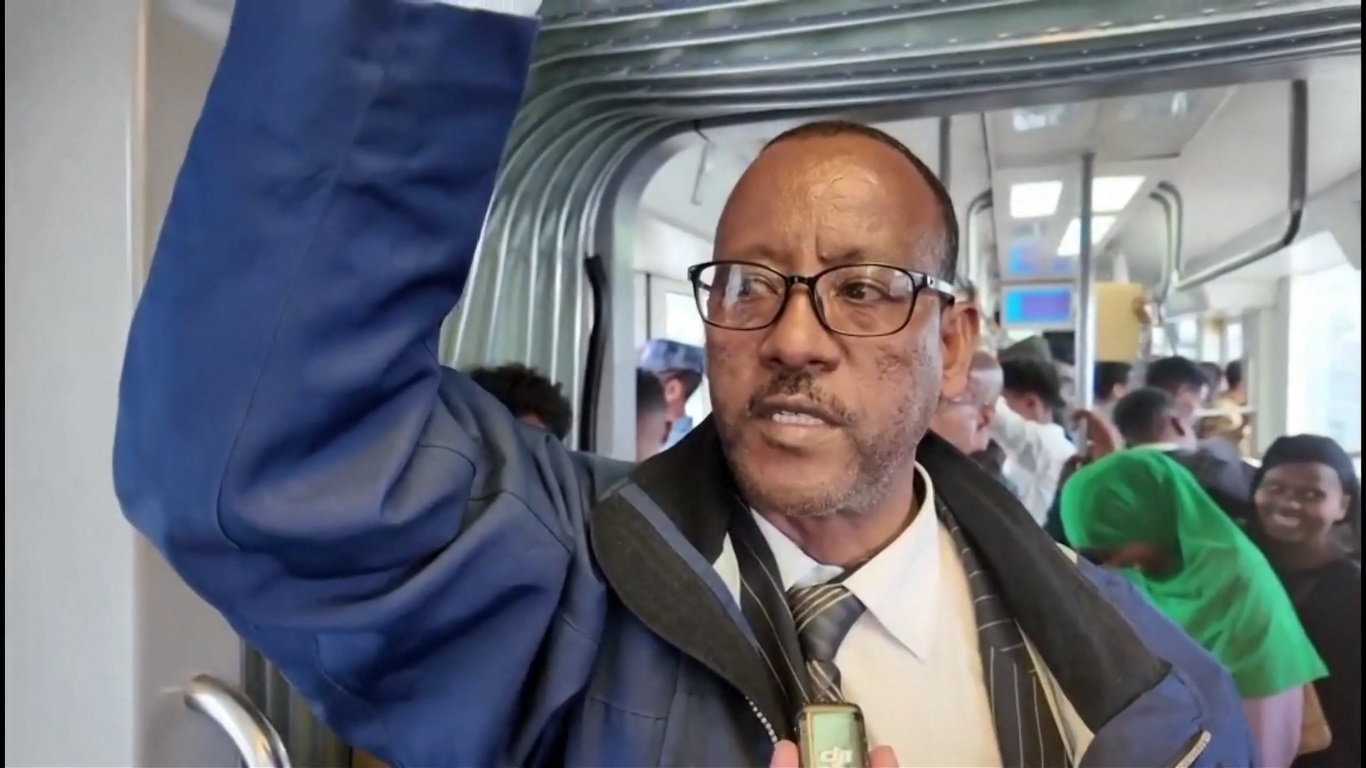 LRT Buatan Tiongkok Hadirkan Transformasi Transportasi di Ibu Kota Ethiopia