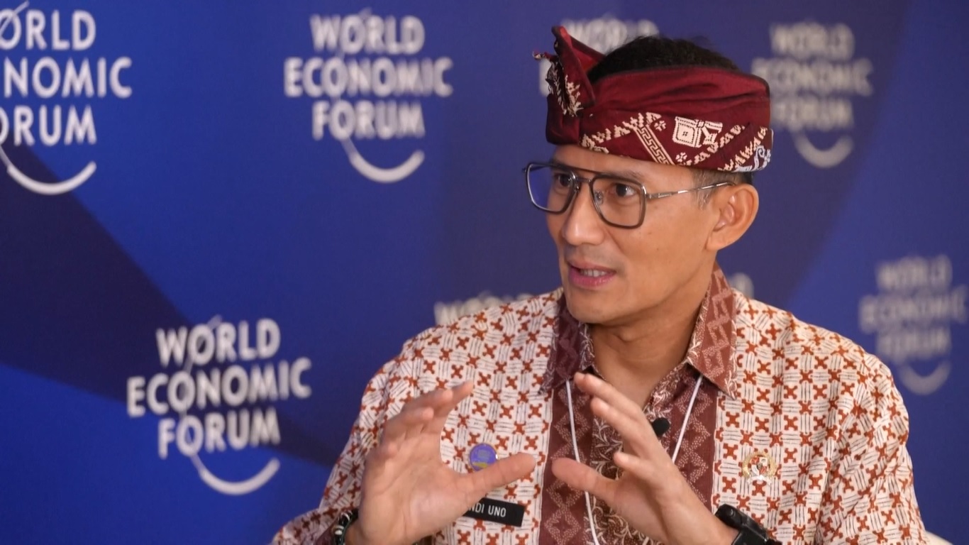 Para pejabat di forum tersebut menekankan bahwa kerja sama internasional tetap menjadi kunci untuk membuka peluang baru dalam industri global yang sedang bertransformasi