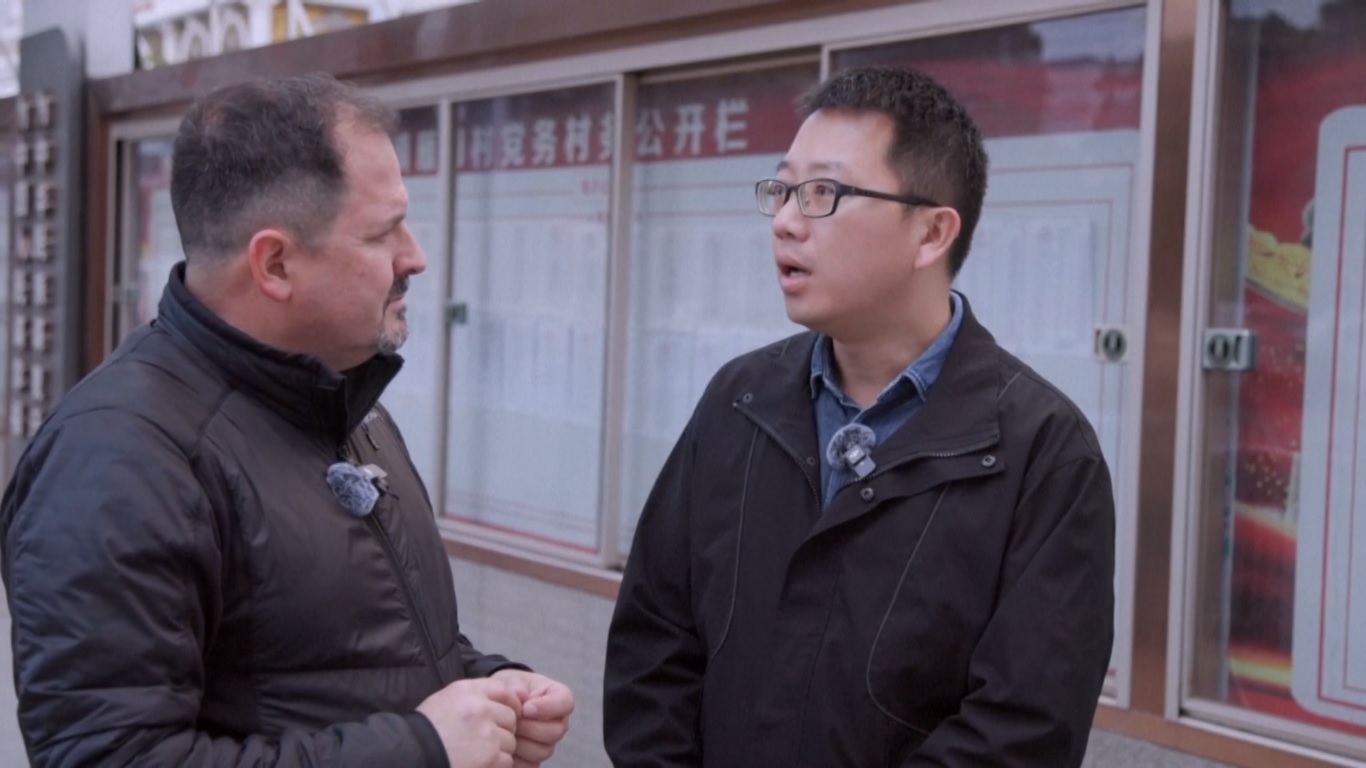 Dengan luas wilayah 24 kilometer persegi dan dihuni oleh sekitar 150