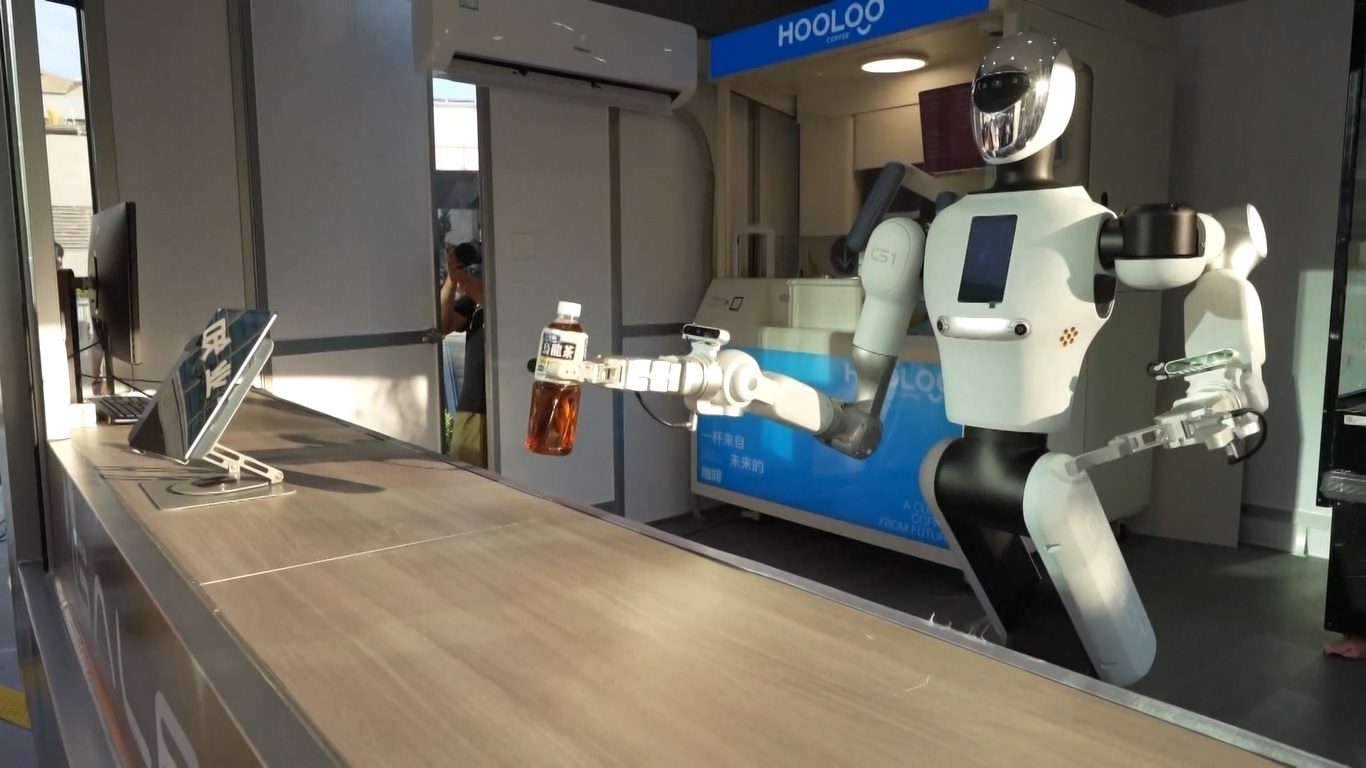 Kabin Ritel Pertama di Dunia yang Dioperasikan Sepenuhnya oleh Robot Resmi Dibuka di Beijing