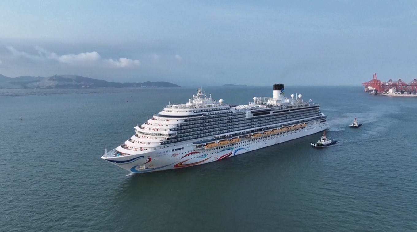 Kapal Pesiar Tiongkok 'Adora Magic City' Akhirnya Berlayar dari Kawasan Greater Bay Area untuk Pertama Kalinya